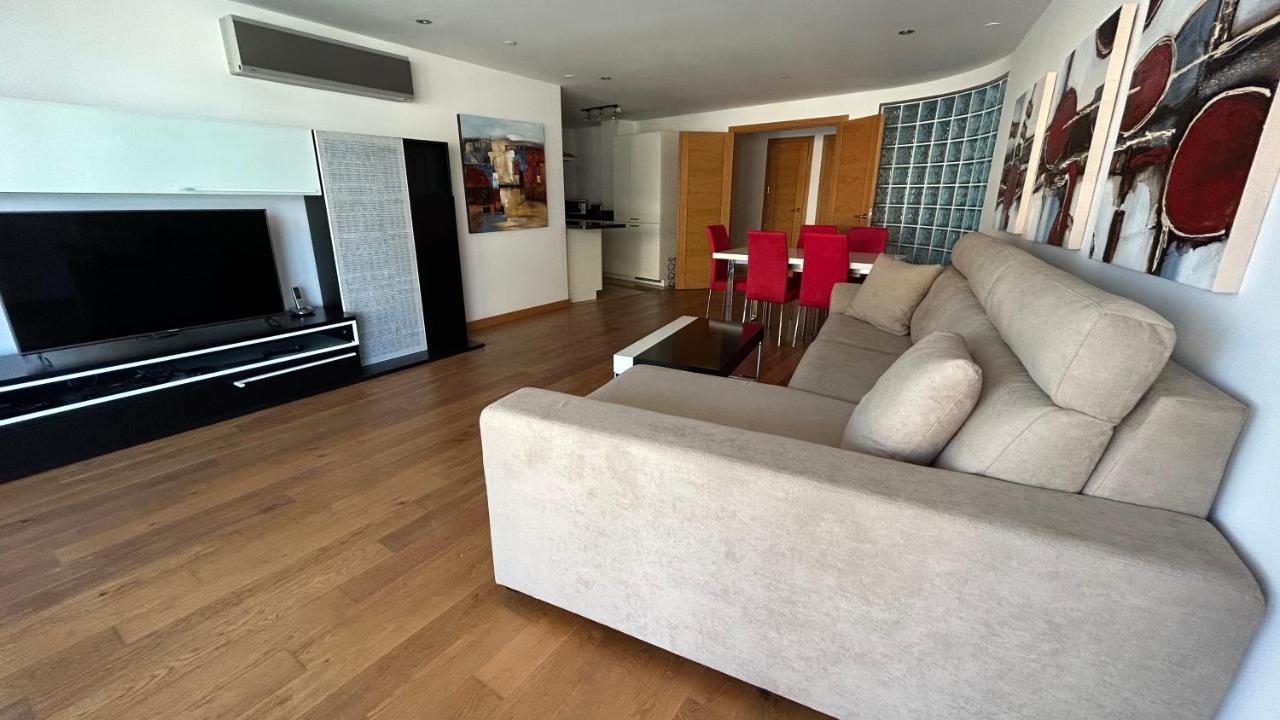 Ocean Village Luxury 2 Bed 2 Bath Apartment - Amazing Views - Pools And Jacuzzis Gibraltar Exteriér fotografie
