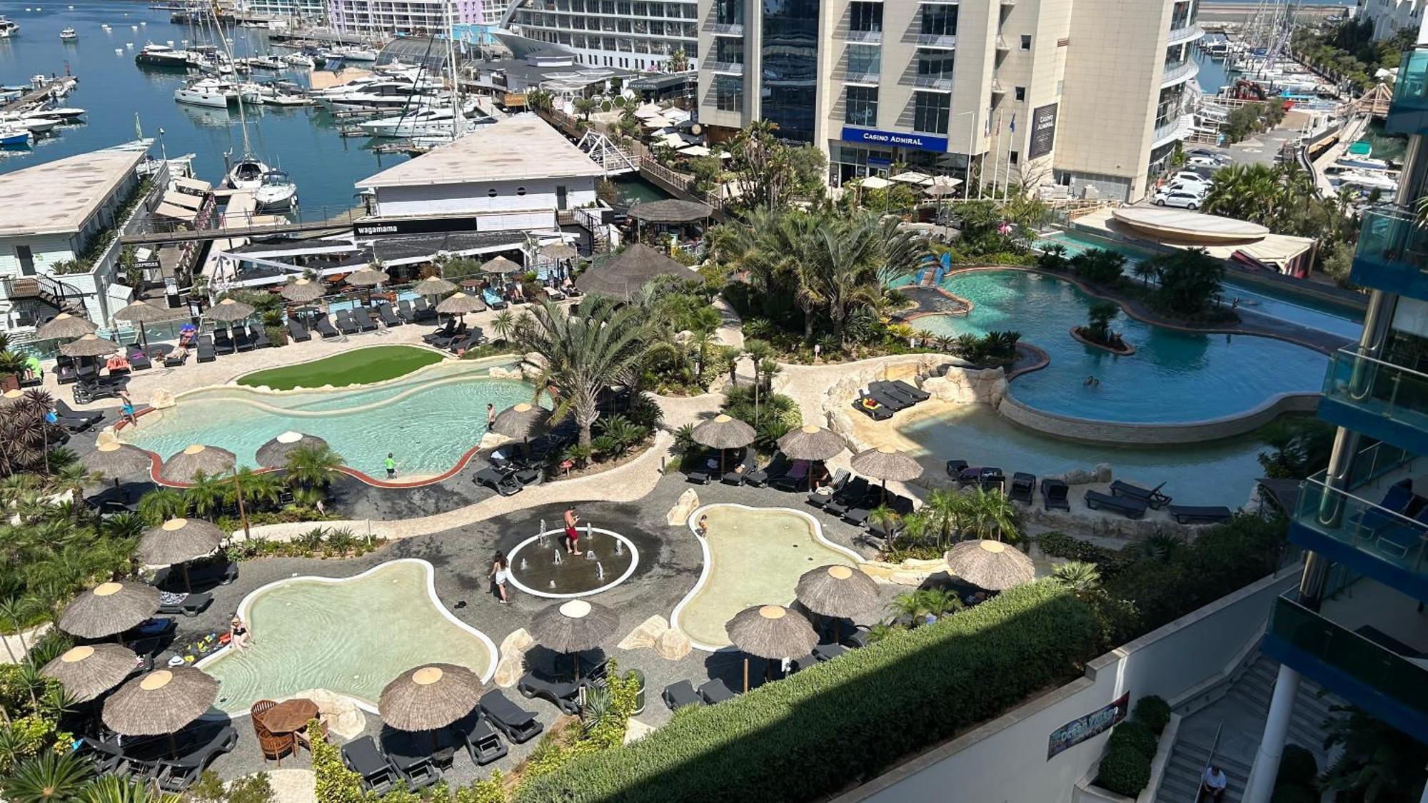 Ocean Village Luxury 2 Bed 2 Bath Apartment - Amazing Views - Pools And Jacuzzis Gibraltar Exteriér fotografie
